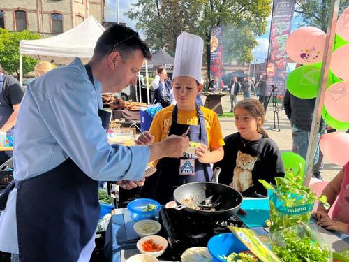 Zasada zero waste w nowej kampani ALDI - „Zakręć się na niemarnowanie!”